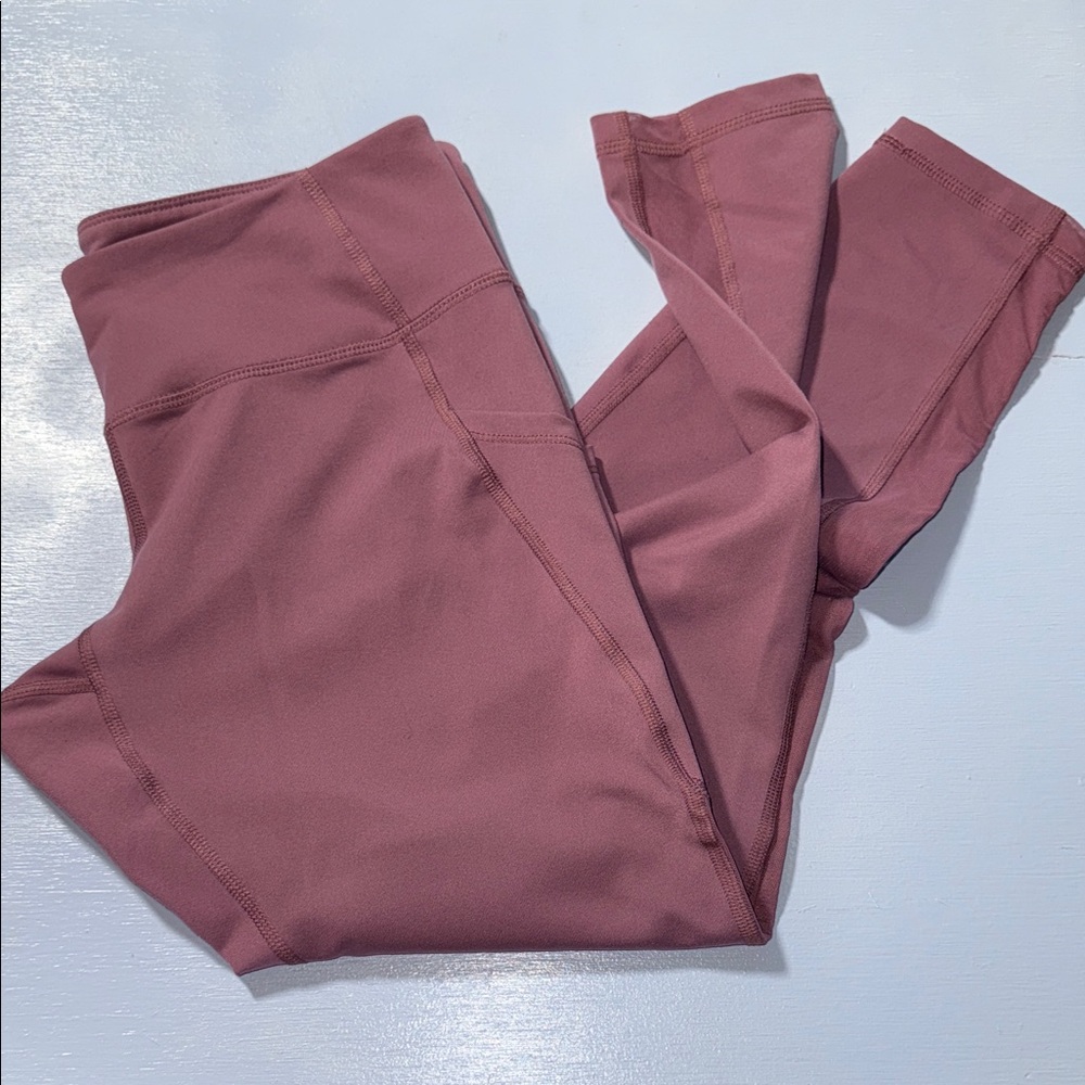 Old Navy Active Dusty Rose Leggings - Picture 4 of 4